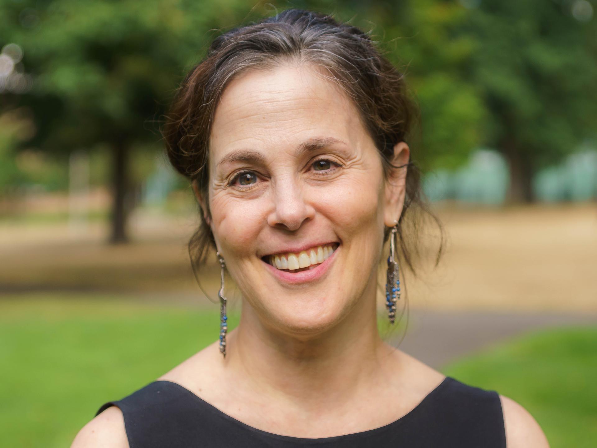 Deborah Porter - portrait